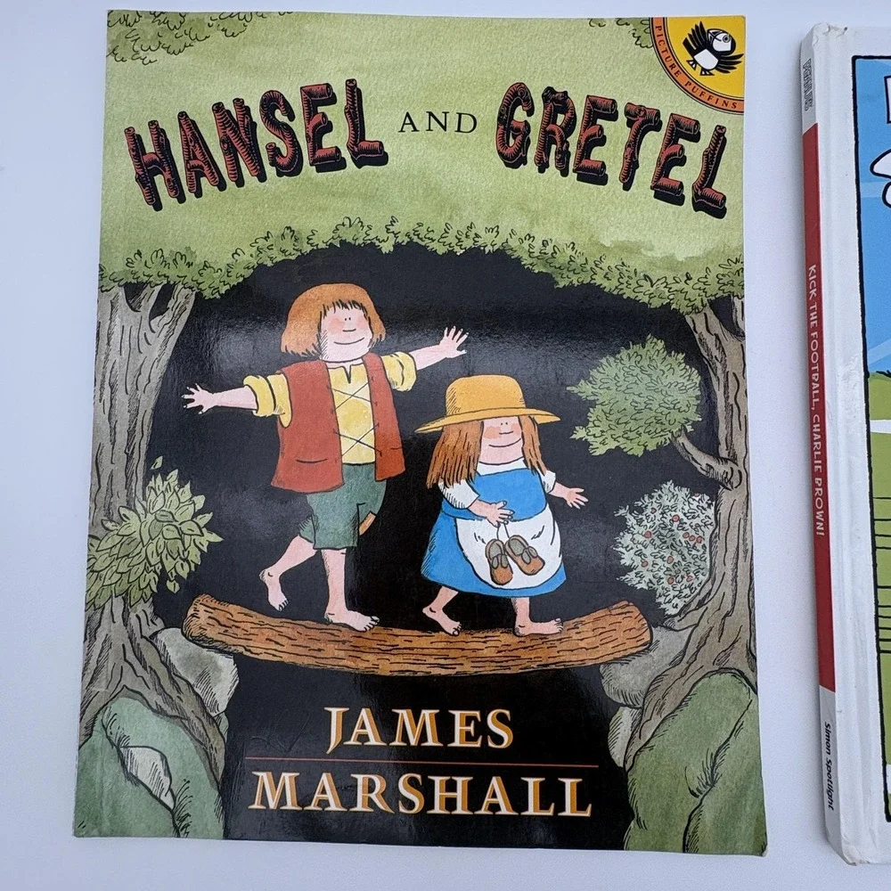 Hansel And Gretel Peanuts Kick The Football Charlie Brown Marshall‎ PB HC Kids